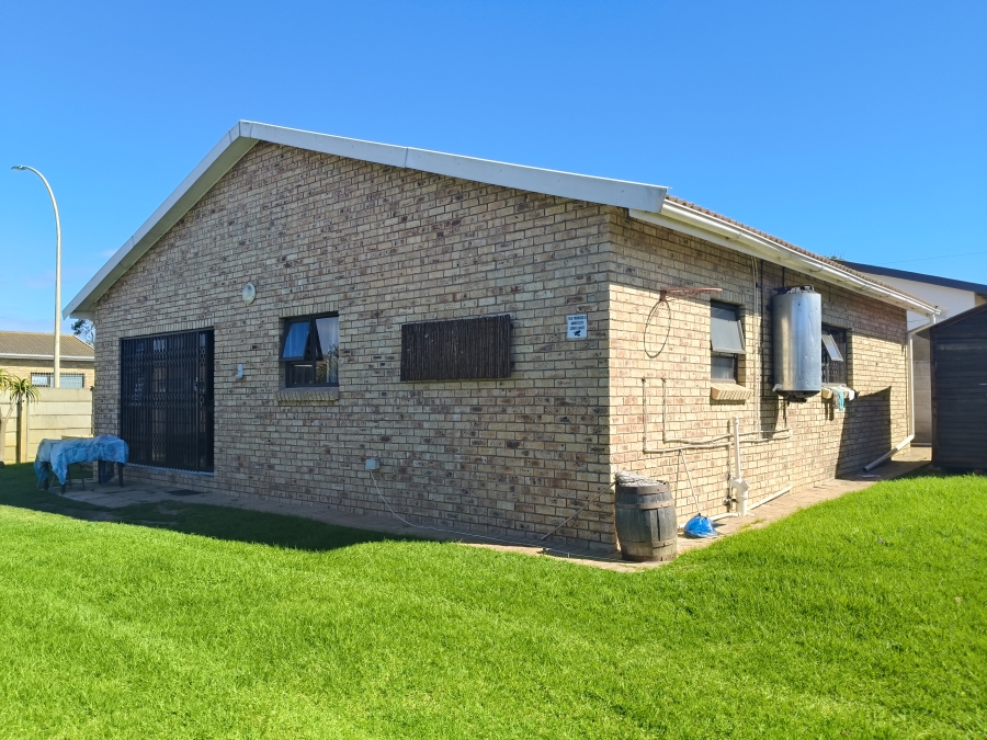 2 Bedroom Property for Sale in Noorsekloof Eastern Cape
